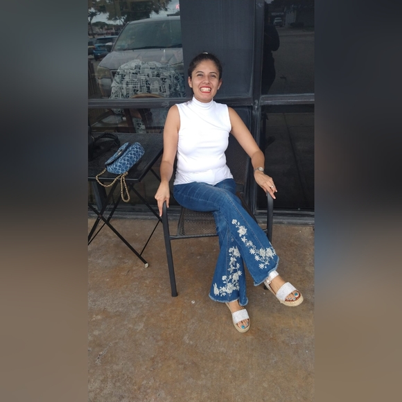 About Me - Picture 3 of 4